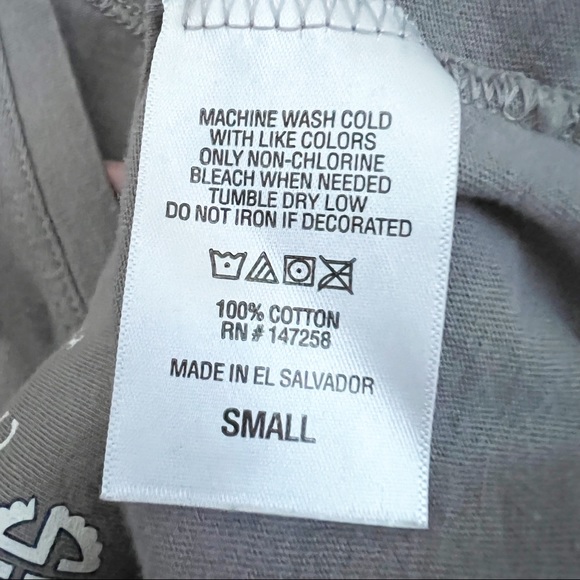 Simply Southern Tank Top “Donut Worry Be Happy” Tee | Grey/Multi | S - Picture 8 of 12